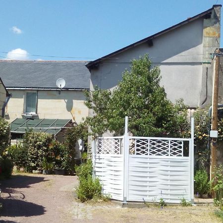 Maison Plein Pied De 30M² Avec Terrasse .Saumur Villa Exterior photo